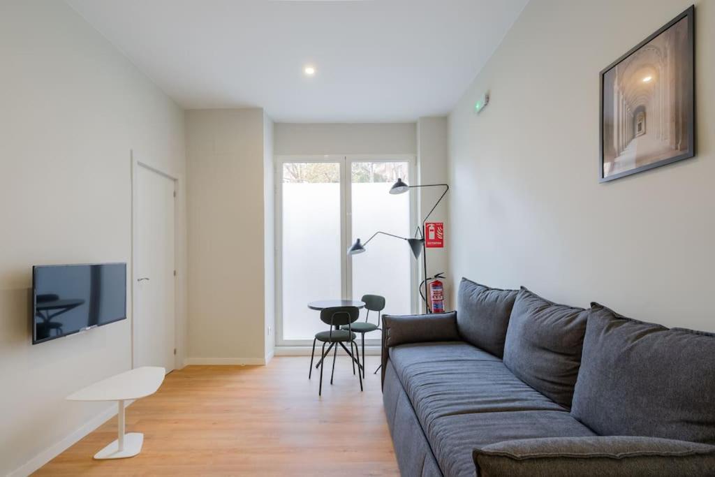 Ideal Flat For 2 Pax -F Fpo1 Madrid Luaran gambar